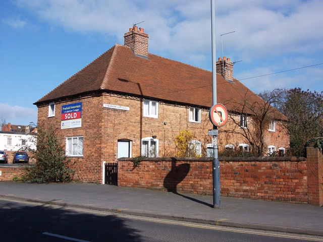 Laburnum Cottages, a row of red-brick cottages on Grove Road, Stratford-upon-Avon, in 2011