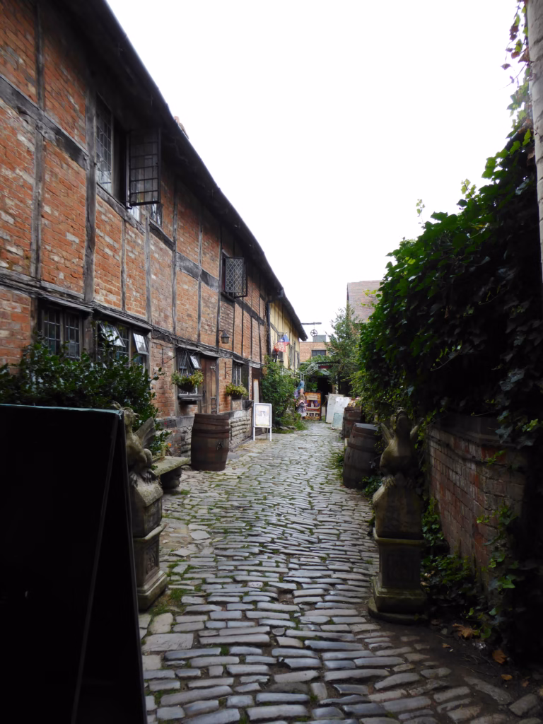 The cobbled path to Tudor World off Sheep Street, Stratford-upon-Avon